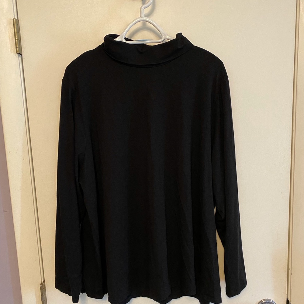 COPY - CLOSET CLEARANCE PRICE DROP!
- black shirttail turtleneck in Luxe Supima
